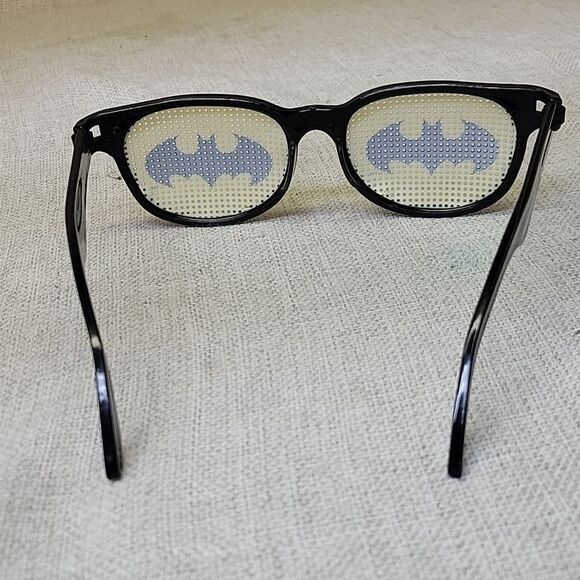 Batman Happy Meal Paper Bag, 2 Cars, Batman Magnifying Glass Mask, Glasses, (2) - Picture 8 of 14